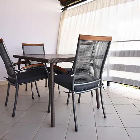 Stefani By El-pi Tours *