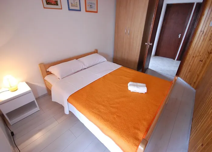 Stefani By El-pi Tours Διαμέρισμα *