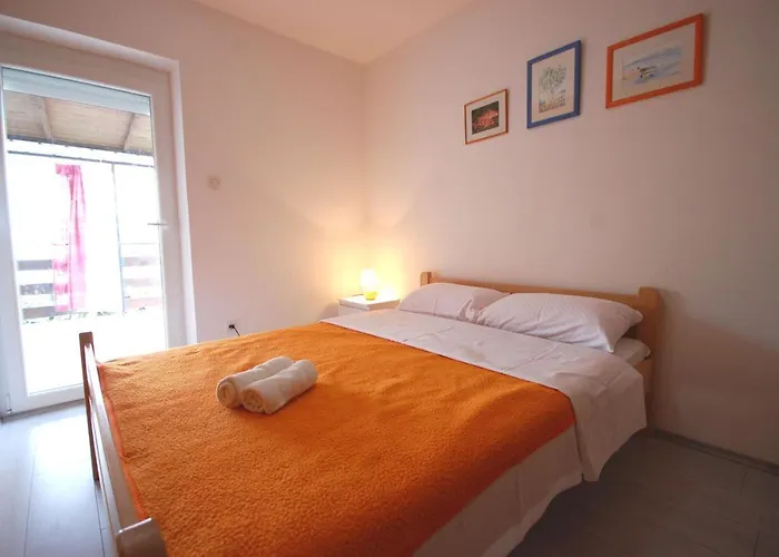 Διαμέρισμα Stefani By El-pi Tours Njivice